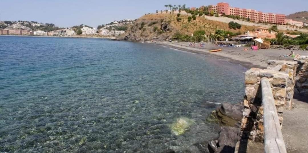 Vistas De Ensueno Junto Al Mar Apartman Almuñécar Kültér fotó